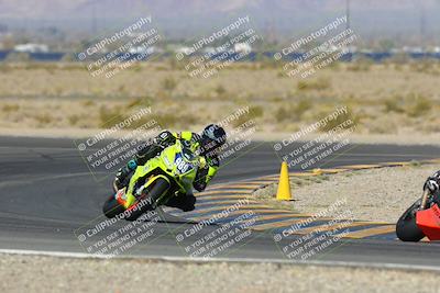 media/Apr-09-2023-SoCal Trackdays (Sun) [[333f347954]]/Turn 11 (10am)/